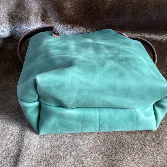 Portland Leather Goods Limited Edition Raw Leather Green Tote Handbag - Picture 5 of 12